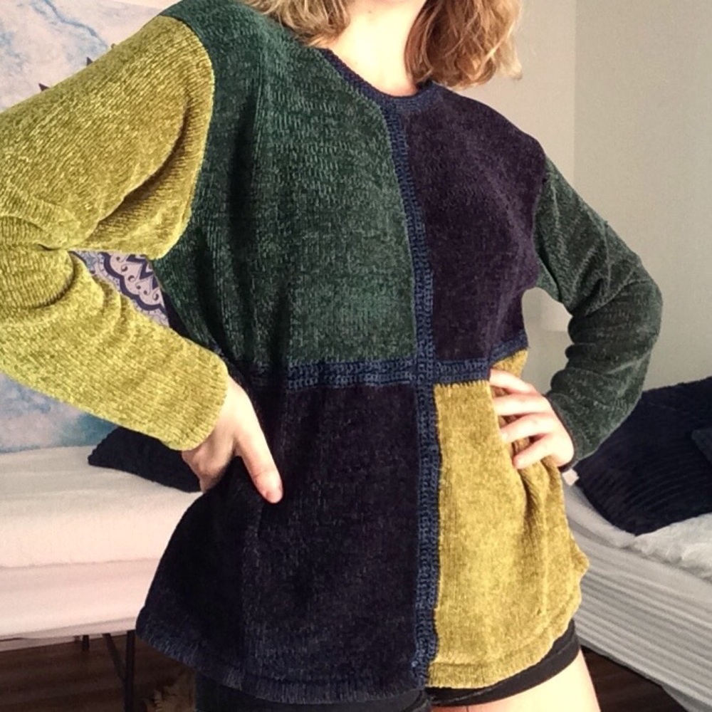 Vintage Retro Velvet Sweater w/ Color Blocking